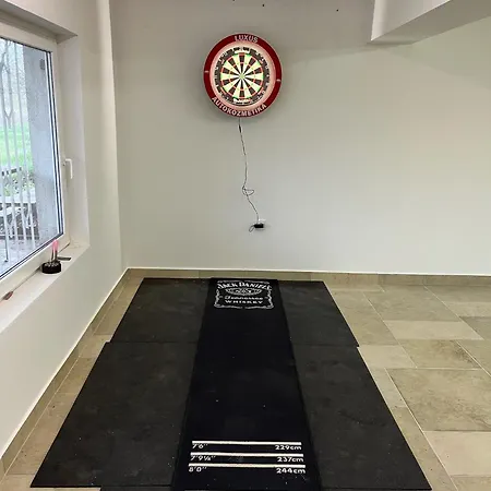 Czinege Vendeghaz - Kis Haz * Poroszló