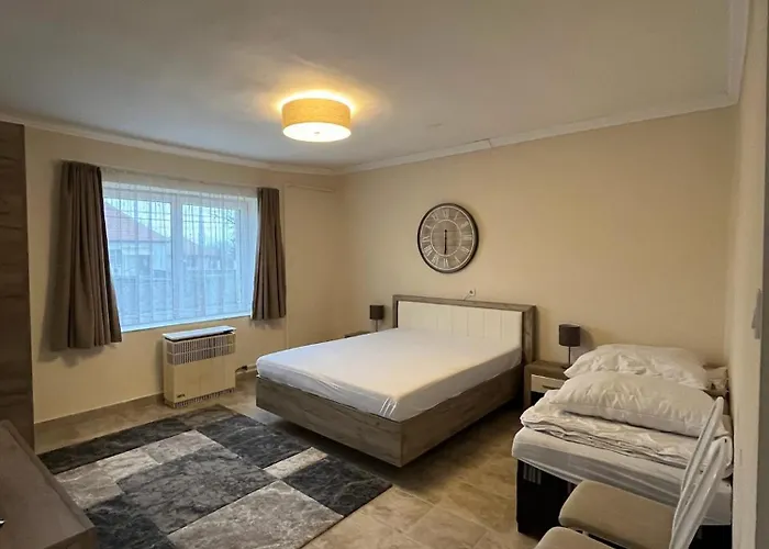 Czinege - Kis Ház Apartamento *